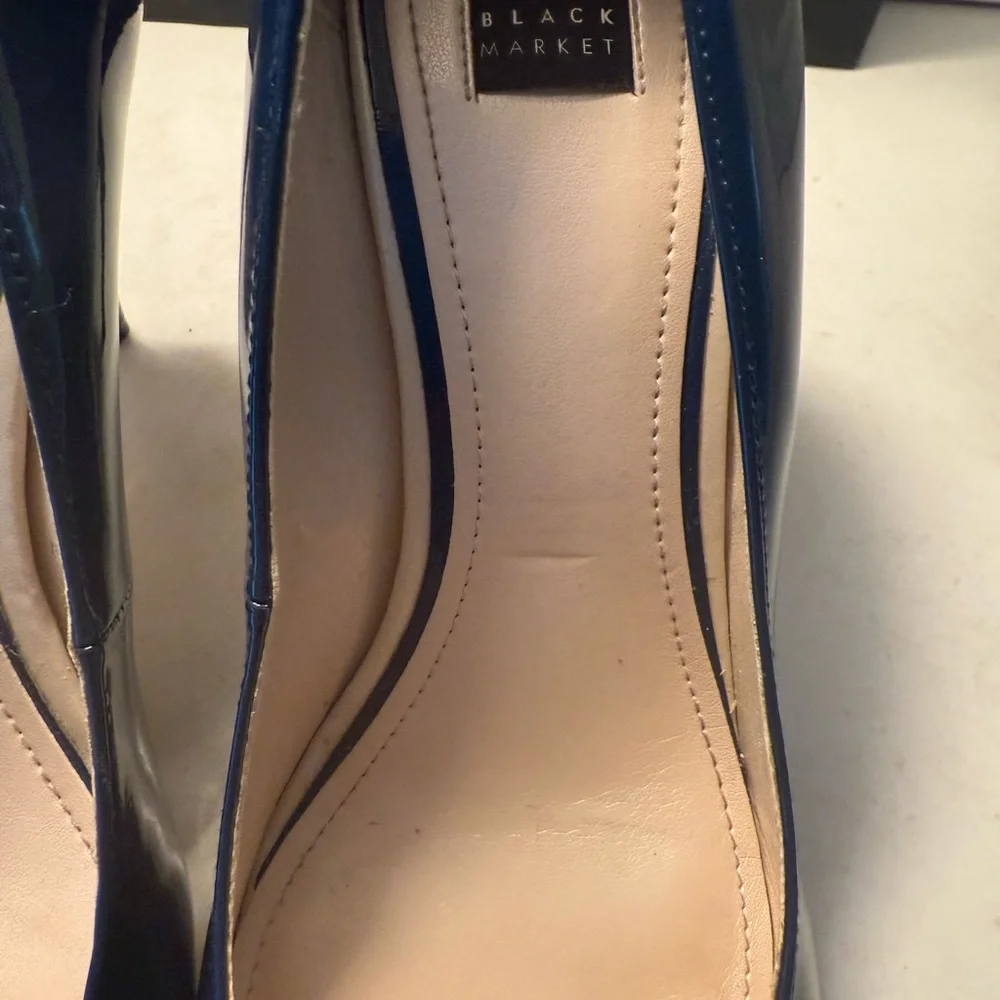 White House Black Market Blue Patent Leather Heels - Picture 5 of 16